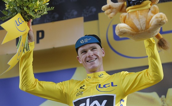 Chris Froome jásá v roli lídra Tour de France.