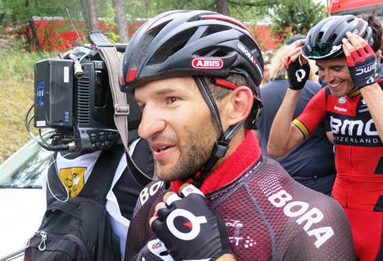 Jan Bárta za cílem 17. etapy Tour