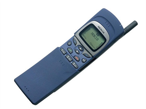 Nokia 8110 je velká legenda. V roce 1996, kdy pila na trh, tak to byl jeden...
