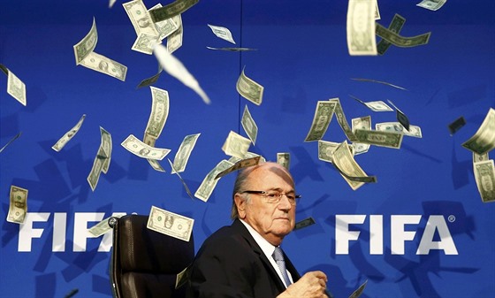 Sepp Blatter, pedseda Mezinárodní fotbalové federace FIFA, na tiskové...