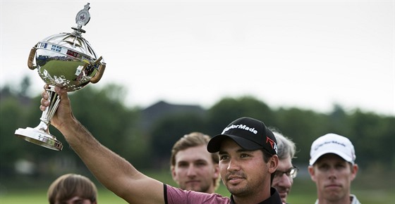 Jason Day s trofejí pro vítze Canadian Open