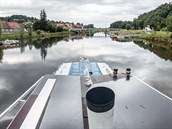 Splavněná Vltava pomalu ožívá. Letos se v Hluboké otevřel nový sportovní... Splavněná Vltava pomalu ožívá. Letos se v Hluboké otevřel nový sportovní...