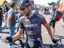 VYERPAN. esk cyklista Jan Brta v cli dvact etapy Tour na Alpe dHuez.