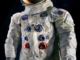 Skafandr, model A7L, sériové íslo 056. Oblek, ve kterém Neil Armstrong...