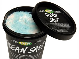 Pleov peeling Ocean Salt s moskou sol, Lush, od 345 korun