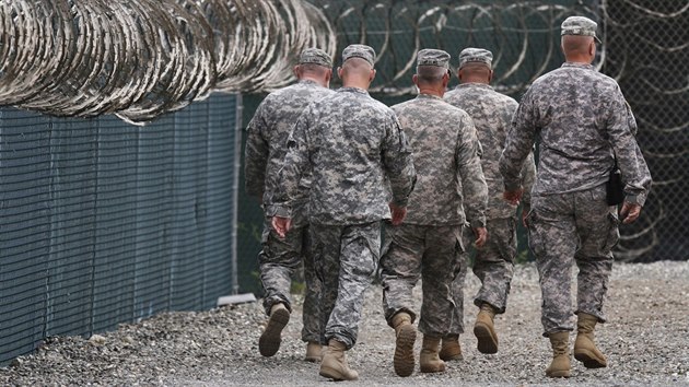 Guantnamo je Obamovou non mrou. Bushovo dtko brn republikni
