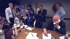 Bývalý americký prezident George Bush se do bunkru pod Bílým domem uchýlil po teroristických útocích 11. záí 2001.