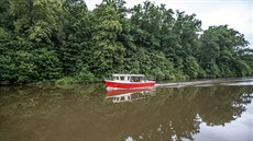 Splavněná Vltava pomalu ožívá. Letos se v Hluboké otevřel nový sportovní... Splavněná Vltava pomalu ožívá. Letos se v Hluboké otevřel nový sportovní...