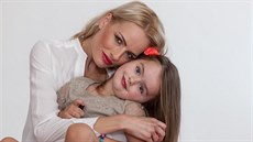 Markéta Divišová-Fuxová s dcerou Natálkou Markéta Divišová-Fuxová s dcerou Natálkou