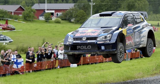 Jari-Matti Latvala na trati Finské rallye.