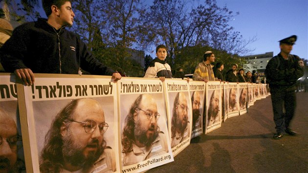 Demonstrace za proputn Jonathana Pollarda v Jeruzalm (23. listopadu 2005)