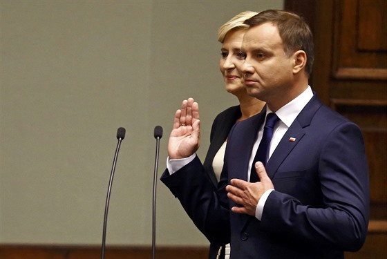 Nový polský prezident Andrzej Duda sloil ve tvrtek ped zákonodárci v...
