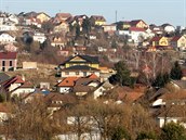 Ve Srubci (snímek je z roku 2012) žije 2 188 obyvatel. Ve Srubci (snímek je z roku 2012) žije 2 188 obyvatel.