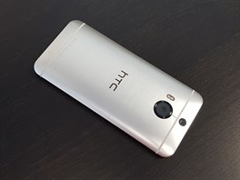 HTC One M9+