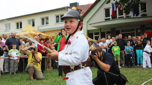 Hasii z Radovsi zvodili v nedli v jamskch zvodech koskch stkaek. (2. srpna 2015)