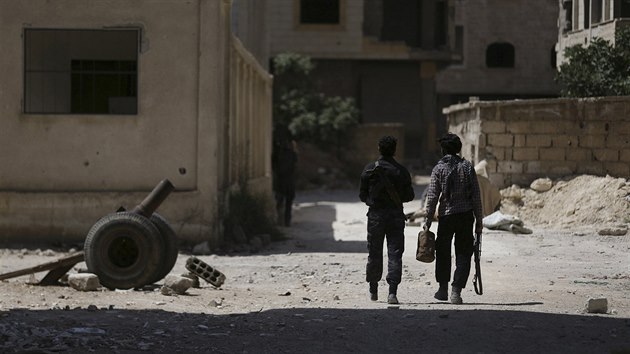 Bojovnci Syrsk svobodn armdy na pedmst Damaku (27. ervence 2015)