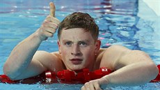 JSEM JEDNIKA. Britský plavec Adam Peaty získal na mistrovství svta v Kazani...