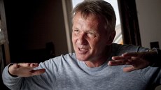 Zbigniew Czendlik má rád harmonii v životě. Nerad poslouchá smutné příběhy. Ale... Zbigniew Czendlik má rád harmonii v životě. Nerad poslouchá smutné příběhy. Ale...