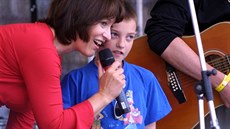 Na letošním Džbánku vystoupí například i Petra Černocká. Na letošním Džbánku vystoupí například i Petra Černocká.