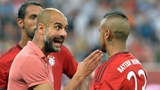 ODCHÁZÍM. ALE KAM? Pep Guardiola, trenér Bayernu Mnichov, potvrdil, e po sezon odejde do Anglie. Smlouvu ale prý jet v ádném klubu nepodepsal.