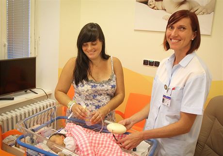 Jindichohradecká nemocnice má novou místnost pro erstvé maminky. Na snímku je...