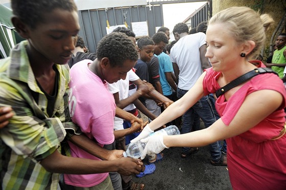 U beh Itálie se letos vylodily desetitisíce migrant.