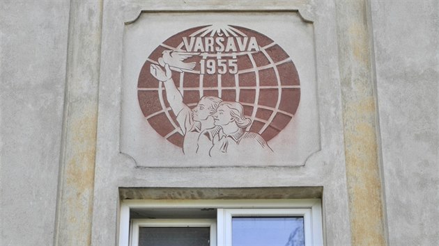 Pipomnka V. Svtovho festivalu mldee a studentstva za mr a ptelstv v roce 1955 ve Varav.