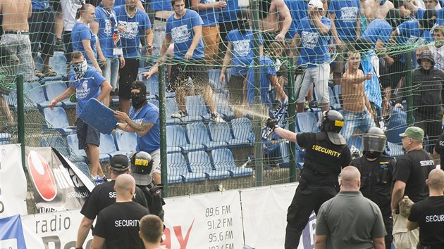 dn ostravskho kotle na zlnskm stadionu