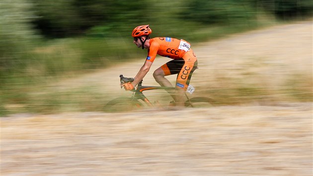 Piotr Brozyna na trati zvren etapy Czech Cycling Tour