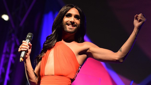 Conchita Wurst na zahjen Prague Pride 2015 (Praha, 10. srpna 2015)