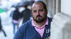 Jeden z hlavních aktérů kauzy kolem České pošty Lukáš Čadek (18. srpna 2015) Jeden z hlavních aktérů kauzy kolem České pošty Lukáš Čadek (18. srpna 2015)