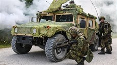 Čeští vojáci na cvičení Allied Spirit II v bavorském Hohenfelsu Čeští vojáci na cvičení Allied Spirit II v bavorském Hohenfelsu
