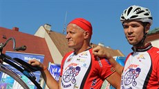 Ač před časem přišel o nohu, sportovat Aleš Wasserbauer nepřestal. Přesedlal na... Ač před časem přišel o nohu, sportovat Aleš Wasserbauer nepřestal. Přesedlal na...