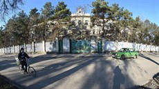 Opuštěná Jezdecká kasárna v Prostějově, která chce vedení radnice nechat... Opuštěná Jezdecká kasárna v Prostějově, která chce vedení radnice nechat...