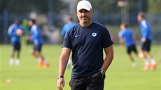 Liberecký kouč Jindřich Trpišovský během tréninku Liberecký kouč Jindřich Trpišovský během tréninku