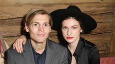 Ian Jones a Tali Lennoxová (Gstaad, 12. prosince 2014) Ian Jones a Tali Lennoxová (Gstaad, 12. prosince 2014)
