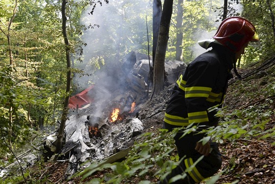 Na Slovensku se srazila letadla plná parautist, zemelo sedm lidí (20. srpna...