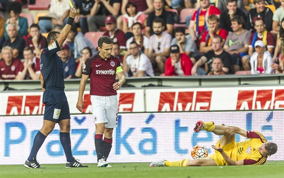 Fotbalisté Sparty se v pátém ligovém kole utkají v malém praském derby s Duklou.