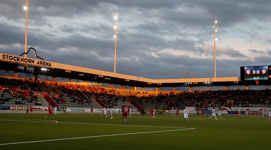 Pohled na stadion v Thunu.