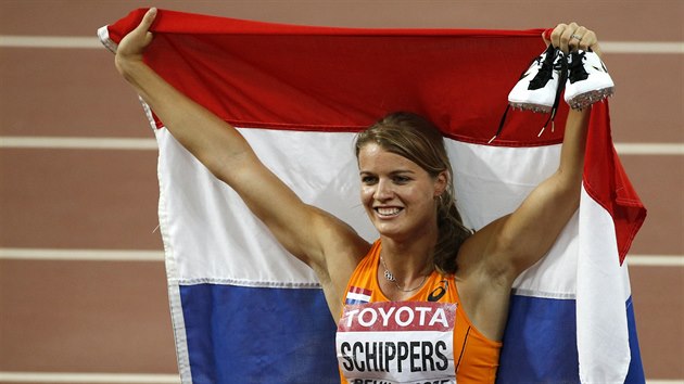 Dafne Schippersov po svm triumfu na dvoustovce.