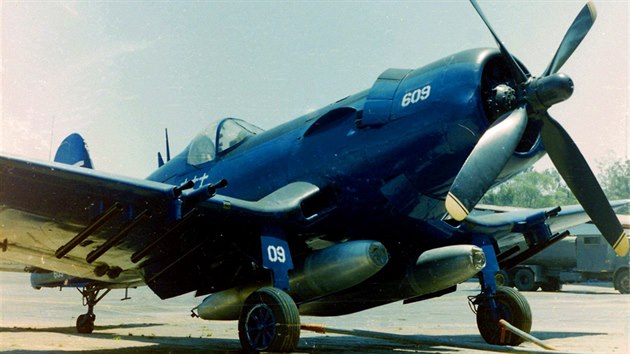 Letoun Vought F4U-5NL Corsair bojoval v adch hondurask armdy. Tento konkrtn sestelil ti salvadorsk protivnky.