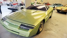 Prototypy zkrachovalé karosárny Bertone míí do aukce. (1984 Bertone Chevrolet...