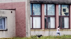 V Hrochově Týnci (na snímku) i v dalších obcích a městech sociálně slabí lidé... V Hrochově Týnci (na snímku) i v dalších obcích a městech sociálně slabí lidé...