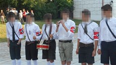 Deváťáci z Jemnice dorazili na soutěž i v dobových kostýmech. Deváťáci z Jemnice dorazili na soutěž i v dobových kostýmech.