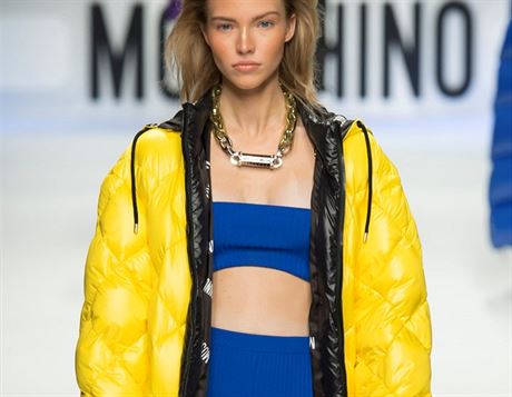 Moschino, kolekce podzim - zima 2015/2016