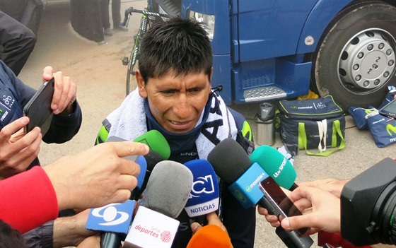 Nairo Quintana za cílem 14. etapy Vuelty.