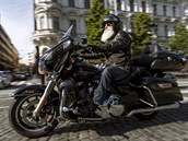 Spanil jzda motork pi pleitosti Prague Harley Days 2015