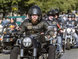 Spanil jzda motork pi pleitosti Prague Harley Days 2015