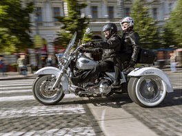 Spanil jzda motork pi pleitosti Prague Harley Days 2015