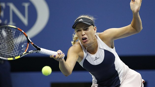 Dnsk tenistka Caroline Wozniack el Cetkovsk ve 2. kole US Open.